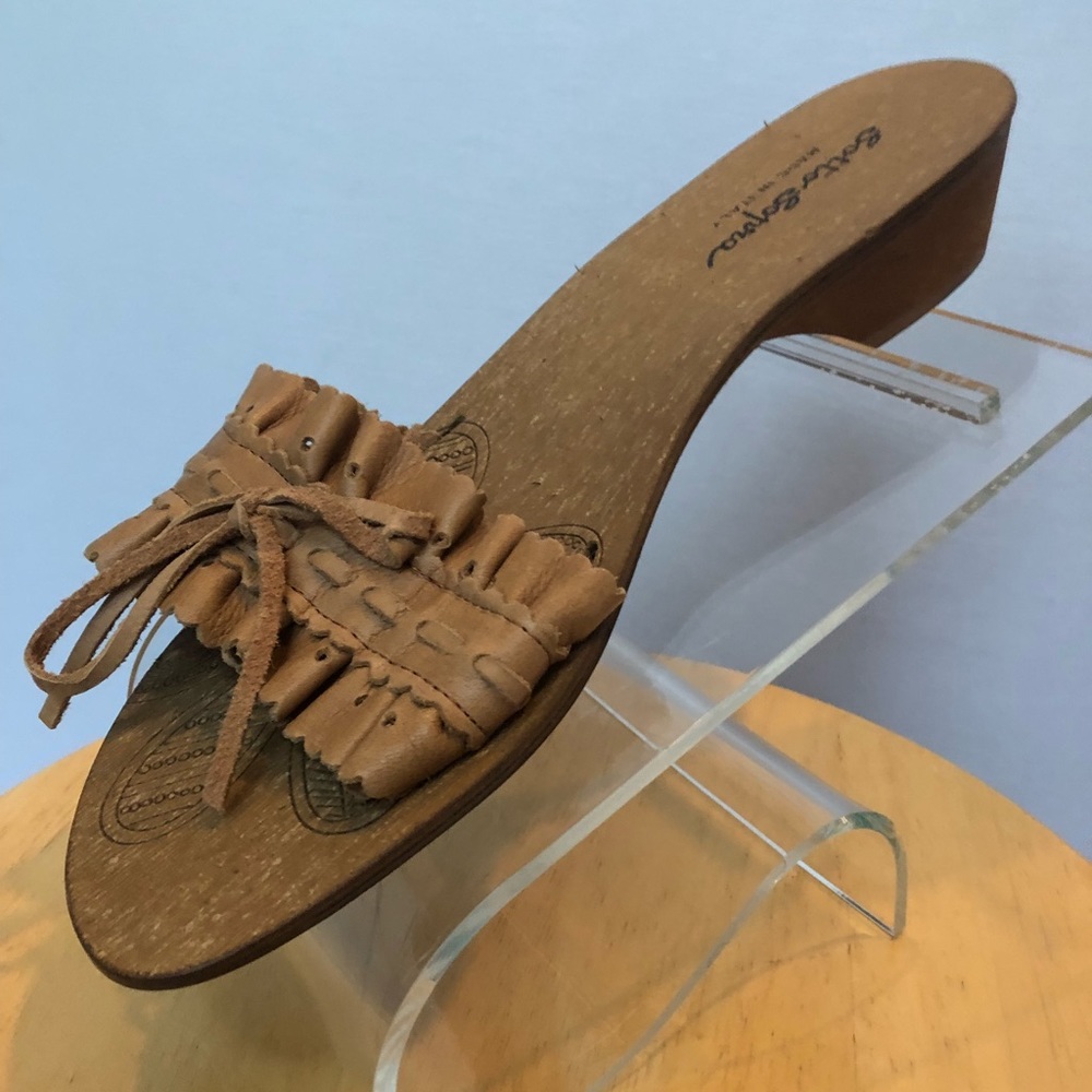 Sotto Sopra sandals